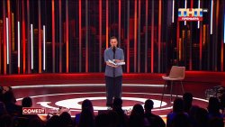 Ксенофонтов с книжкой